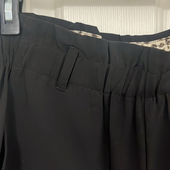 Black Paperback Short - Picture 4 of 5